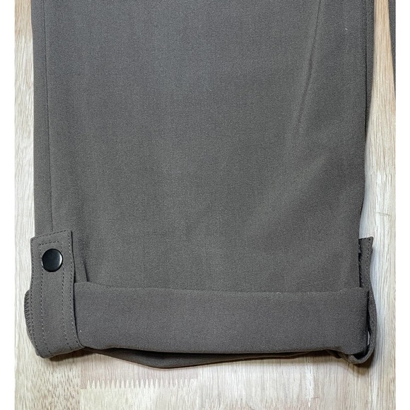 Chicos Cargo Convertible Pants Womens 1.5 Green Hiking Outdoor Roll Tab Capri - Picture 2 of 14